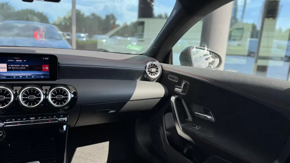 MERCEDES-BENZ CLA CLA 250 e PHEV AMG Line 8G-DCT Nowy