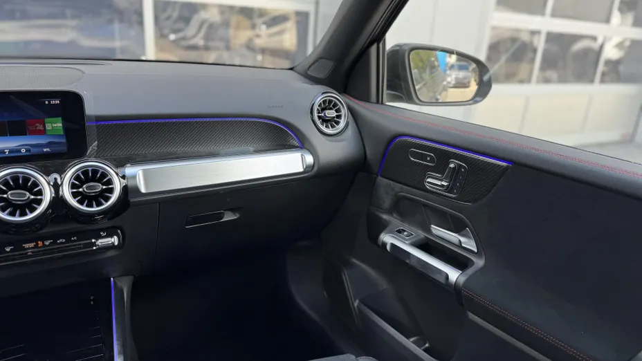 MERCEDES-BENZ GLB GLB 200 mHEV AMG Line 7G-DCT Nowy