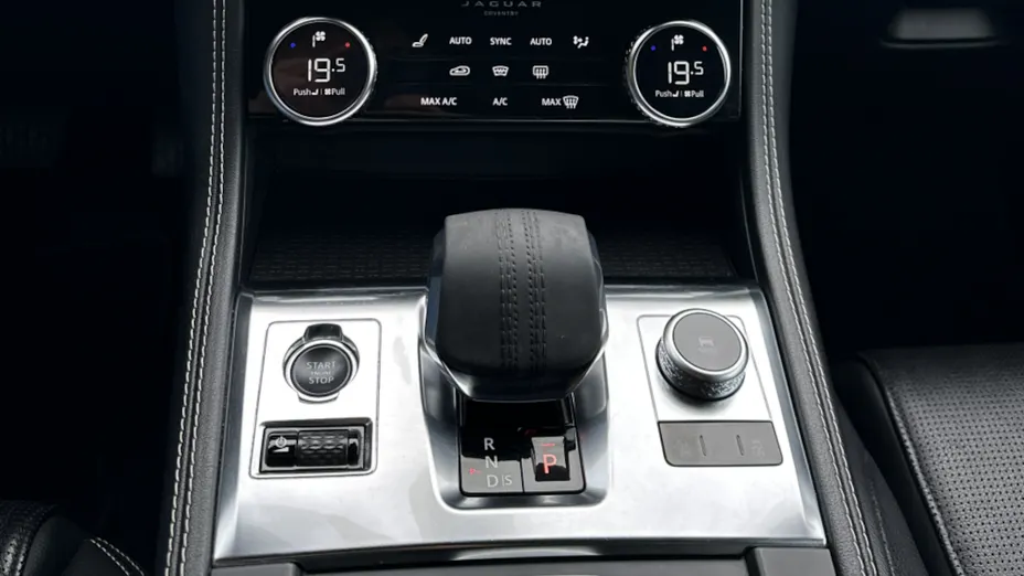 JAGUAR F-Pace F-Pace 2.0 D165 mHEV AWD R-Dynamic S