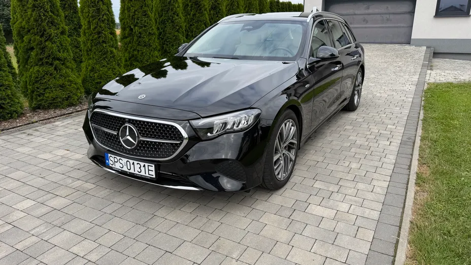 MERCEDES-BENZ E Klasa E 300 e Avantgarde