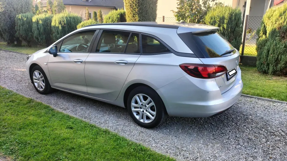OPEL Astra -
