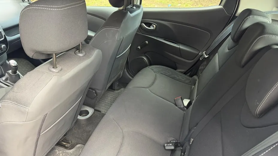 RENAULT Clio -