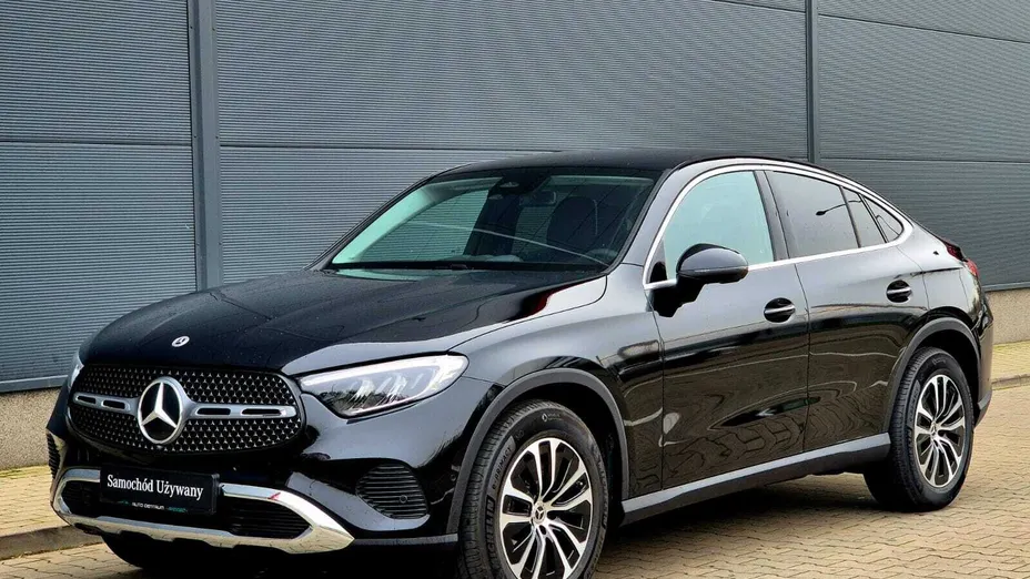MERCEDES-BENZ GLC -