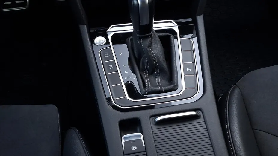 VOLKSWAGEN Arteon Arteon 2.0 TDI R-Line DSG