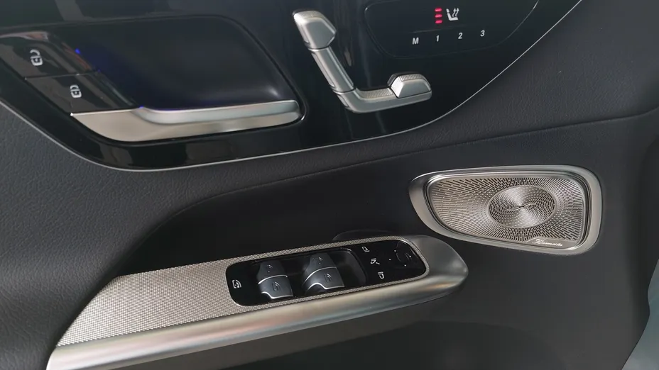 MERCEDES-BENZ GLC -