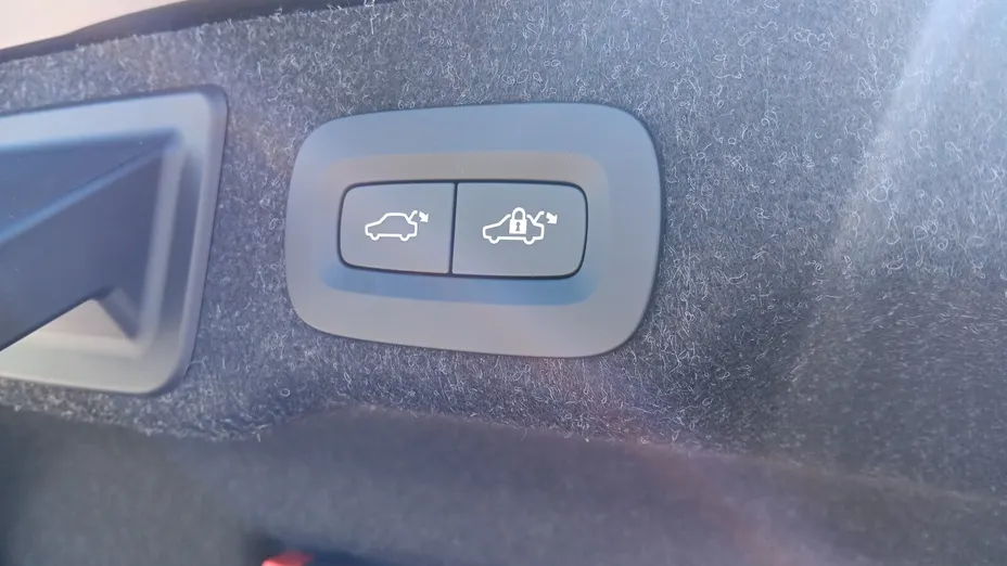 VOLVO S90 S90 T8 AWD Plug-In Hybrid Ultimate Dark aut Nowy