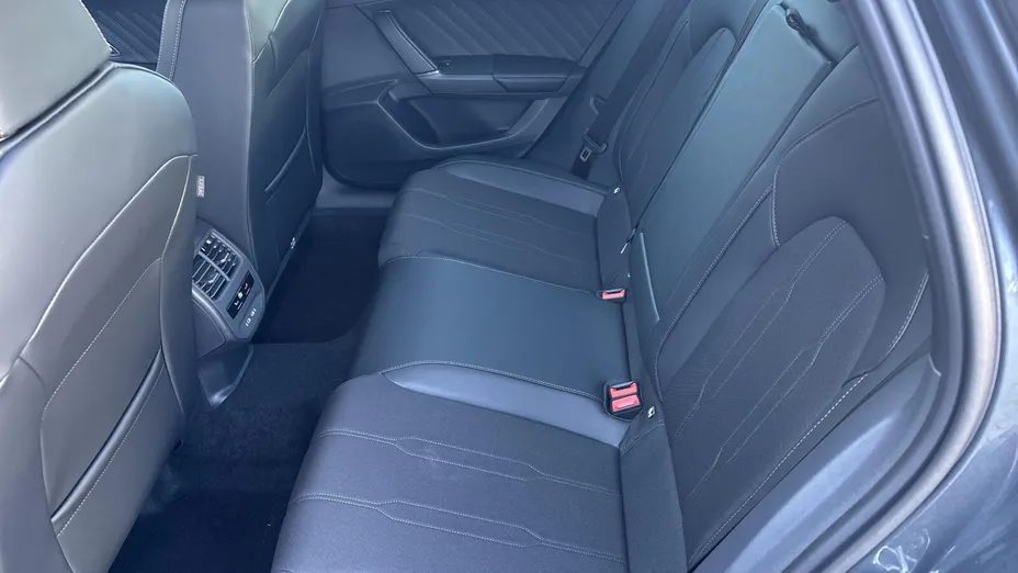 CUPRA Leon Leon 1.5 eTSI mHEV DSG Nowy