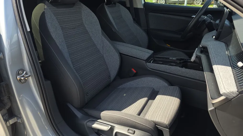 SKODA Superb Superb 2.0 TDI SCR Selection DSG