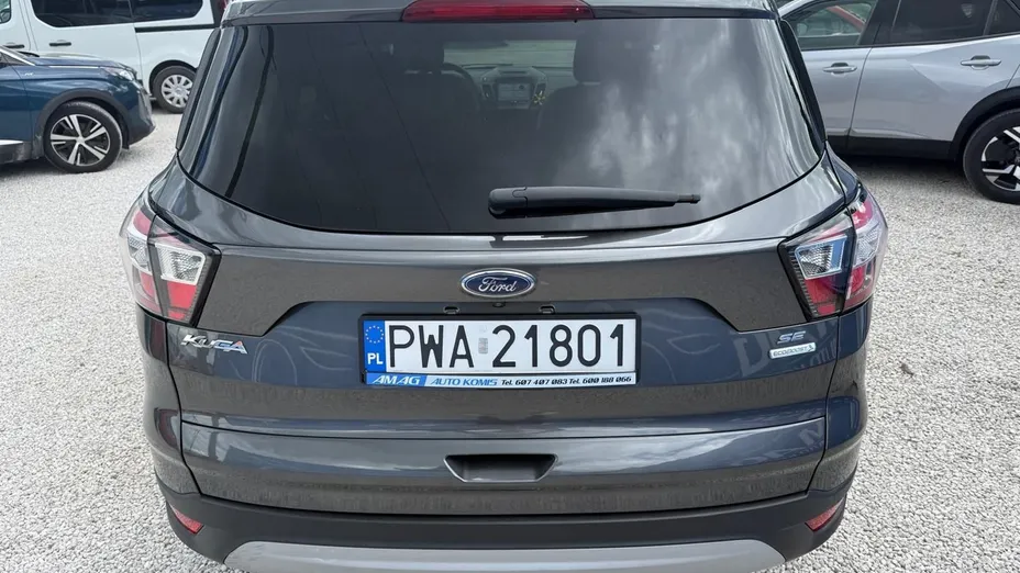 FORD Kuga -