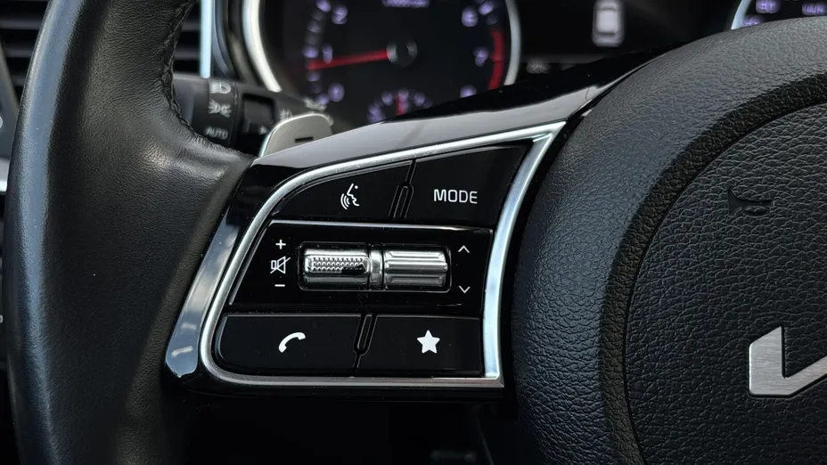 KIA Cee'd Ceed 1.5 T-GDI Business Line DCT