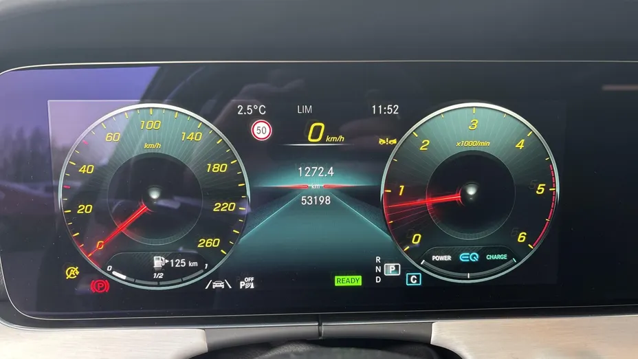 MERCEDES-BENZ E Klasa E 220 d 4-Matic AMG