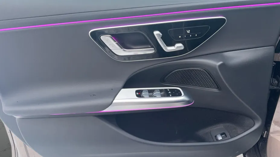 MERCEDES-BENZ E Klasa E 220 d mHEV 4-Matic Avantgarde 9G-Tronic