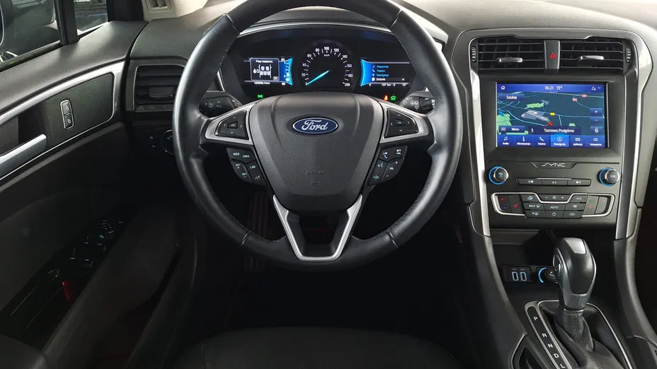 FORD Mondeo Mondeo 2.0 Hybrid Trend