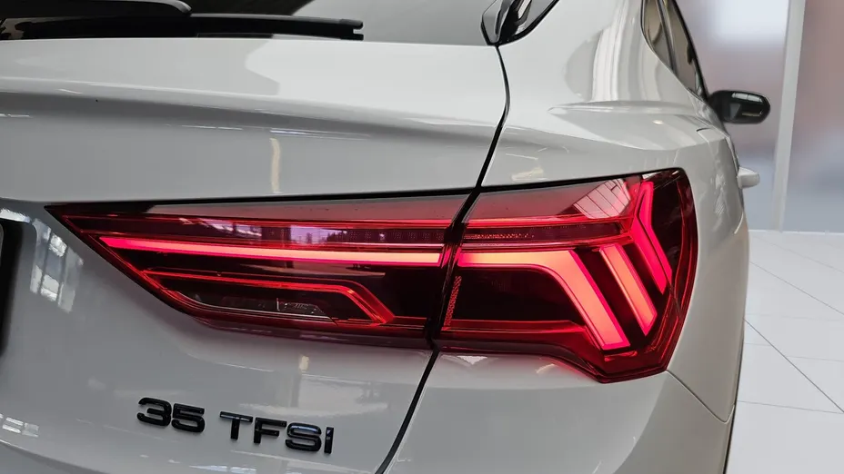 AUDI Q3 Q3 35 TFSI mHEV S-Line S tronic