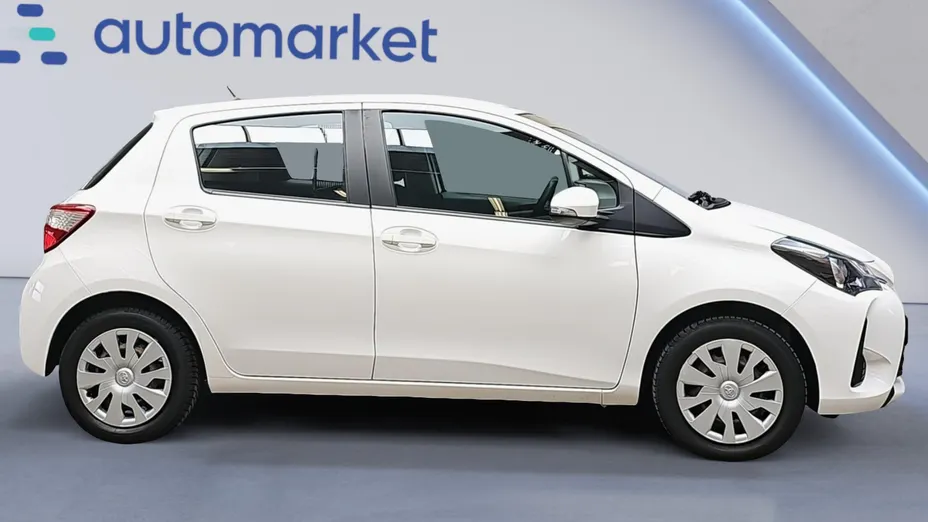 TOYOTA Yaris Yaris 1.5 Active