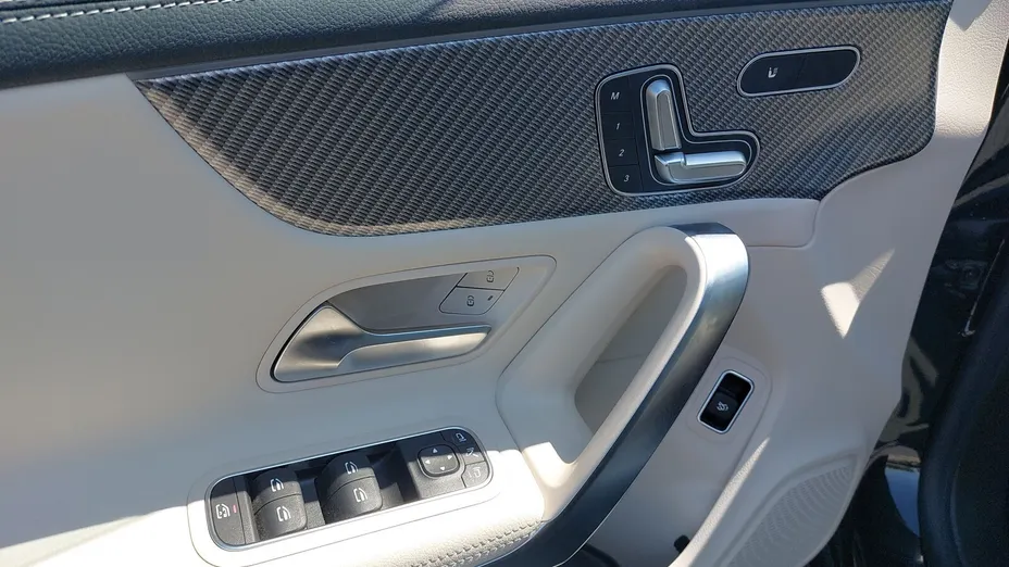 MERCEDES-BENZ CLA CLA 200 mHEV Progressive 7G-DCT