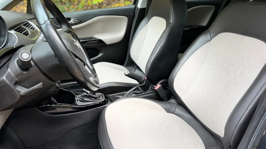 OPEL Corsa -