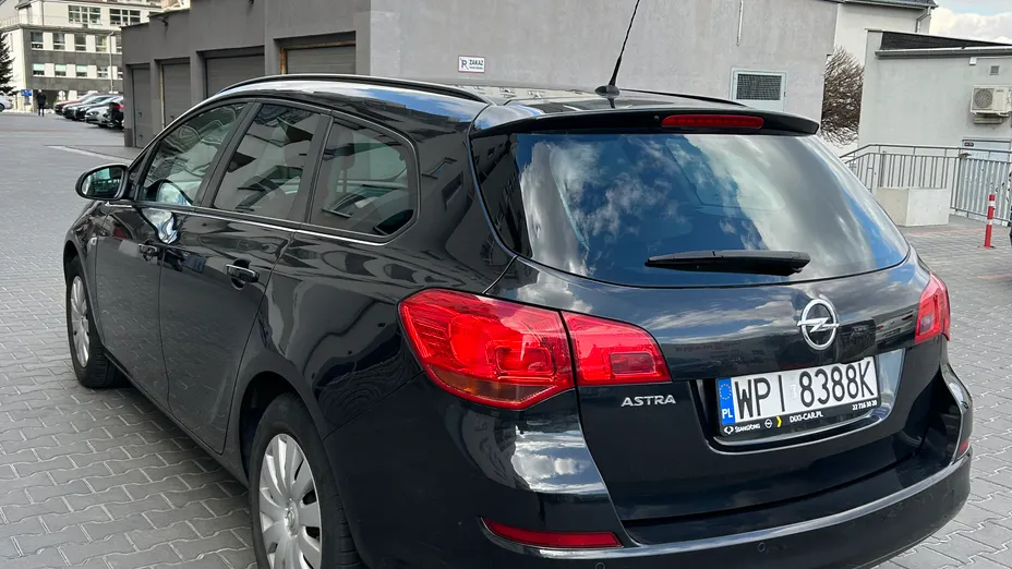OPEL Astra -