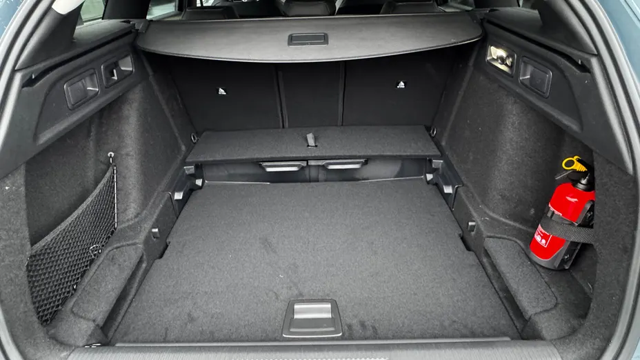 PEUGEOT 308 308 1.2 mHEV Allure S&S e-DCS6 Nowy