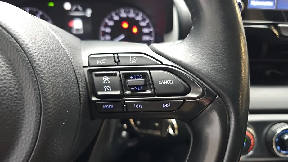 TOYOTA Yaris Yaris 1.5 Comfort