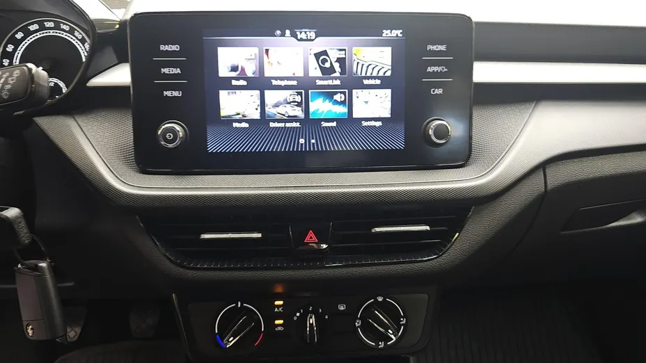 SKODA Fabia Fabia 1.0 TSI Ambition