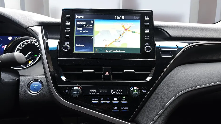 TOYOTA Camry Camry 2.5 Hybrid Prestige CVT