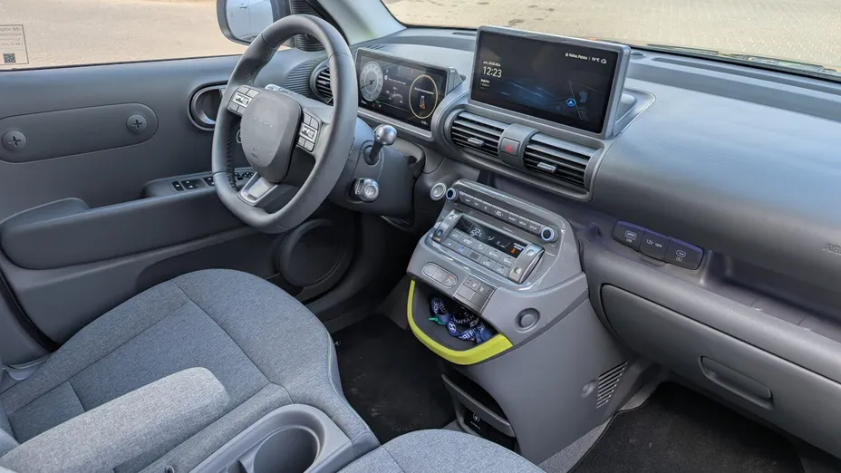 HYUNDAI Inster Inster 49kWh Inster Cross Smart Nowy
