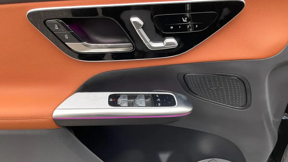 MERCEDES-BENZ GLC GLC 300 e 4-Matic AMG Line Nowy