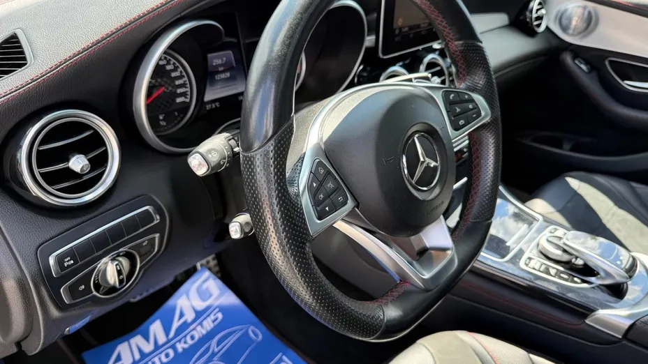 MERCEDES-BENZ GLC -