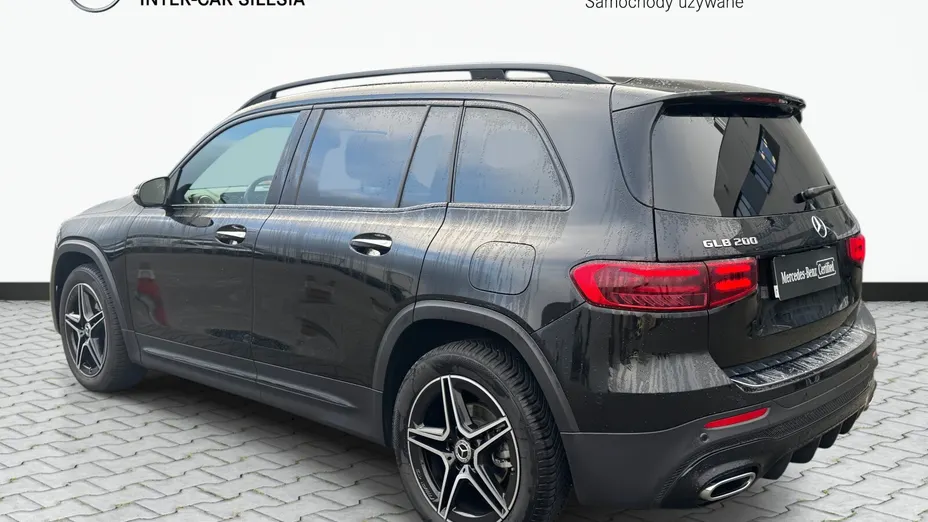 MERCEDES-BENZ GLB GLB 200 mHEV AMG Line 7G-DCT