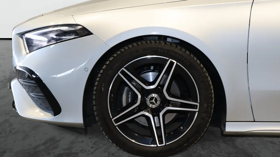 MERCEDES-BENZ A Klasa A 200 AMG Line 7G-DCT