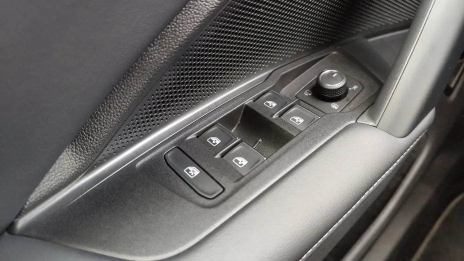 VOLKSWAGEN Tayron Tayron 1.5 TSI eHybrid PHEV 150kW Elegance DSG