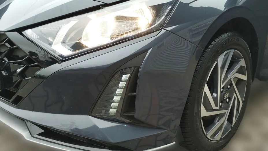 HYUNDAI i20 i20 1.0 T-GDi Modern DCT