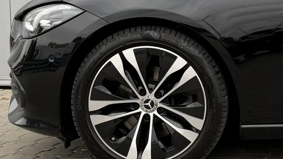 MERCEDES-BENZ C Klasa C 220 d mHEV Avantgarde