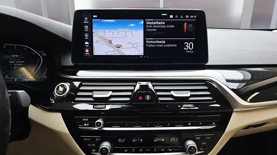 BMW Seria 5 518d mHEV aut