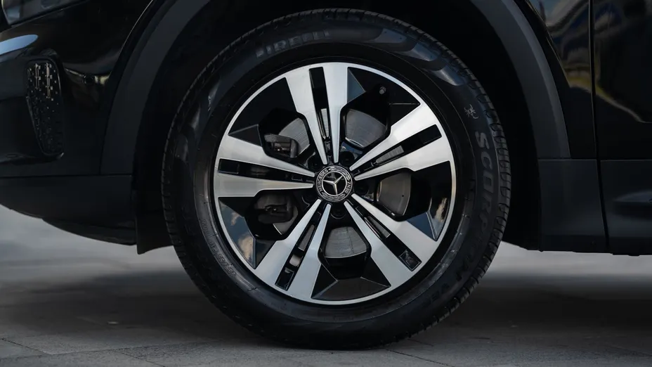 MERCEDES-BENZ GLB GLB 200 mHEV Progressive 7G-DCT