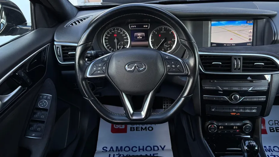 INFINITI Q30 Q30 1.5d City Black Edition