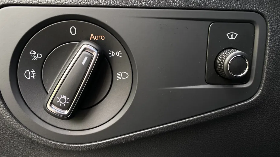 VOLKSWAGEN Tiguan Allspace -