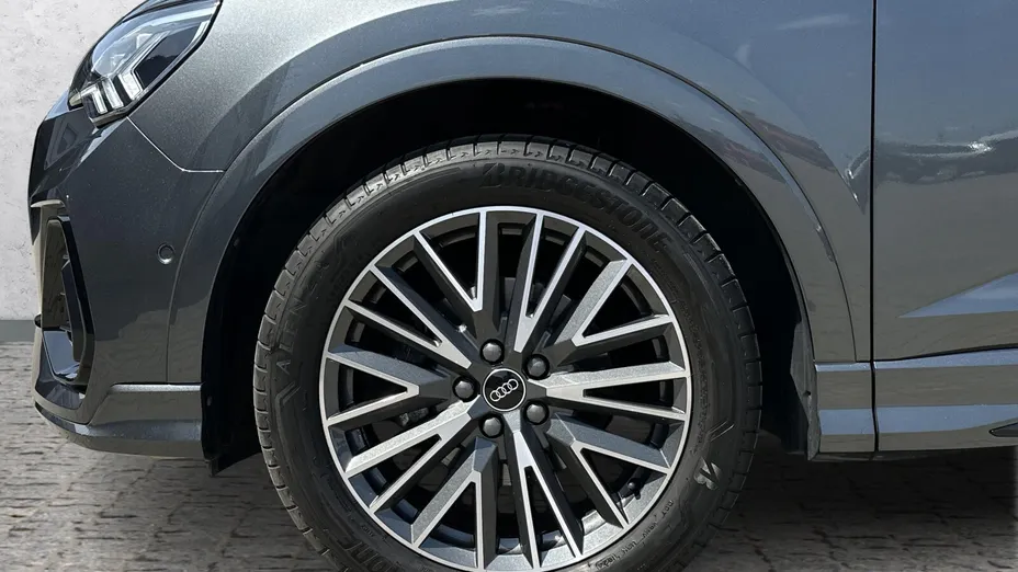 AUDI Q3 Q3 35 TFSI mHEV S-Line S tronic