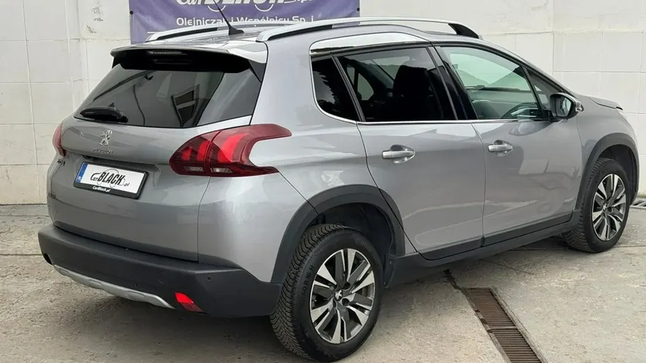 PEUGEOT 2008 2008 1.2 Pure Tech GPF Allure S&S