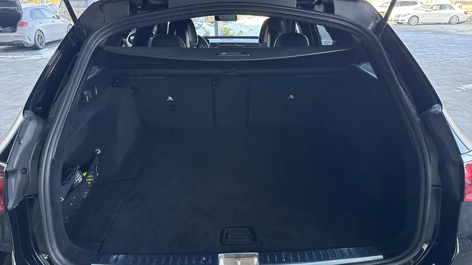 MERCEDES-BENZ E Klasa E 220 d mHEV 4-Matic AMG 9G-Tronic