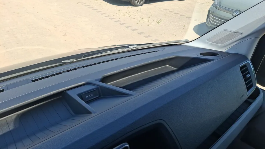 VOLKSWAGEN Crafter Crafter 35 BiTDI 4Motion (9,3m3) aut Nowy