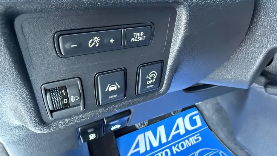 NISSAN Micra -