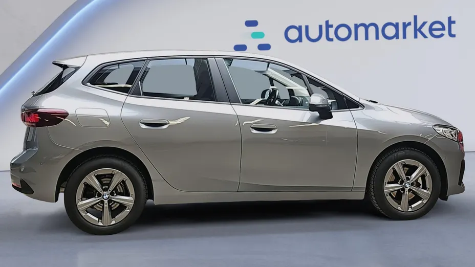 BMW Seria 2 218i aut