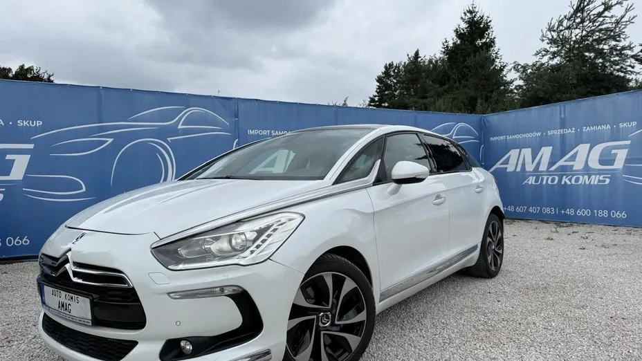 CITROEN DS5 -