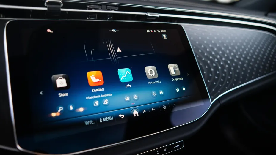 MERCEDES-BENZ E Klasa E 220 d mHEV 4-Matic AMG 9G-Tronic