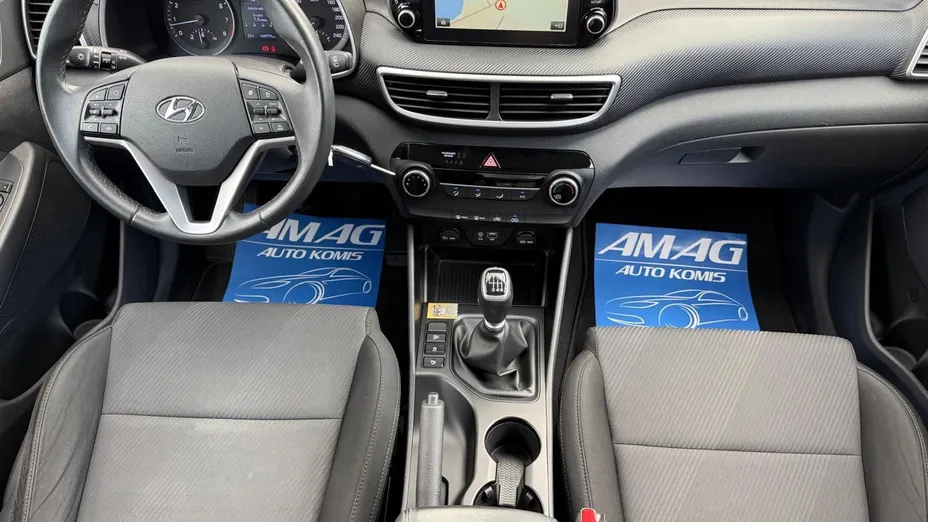 HYUNDAI Tucson -