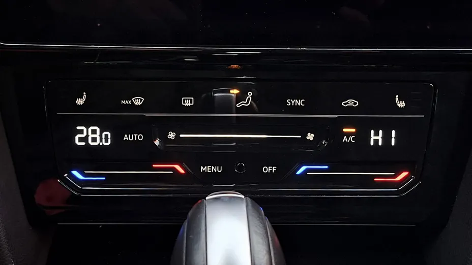 VOLKSWAGEN Arteon Arteon 2.0 TSI 4Motion R DSG