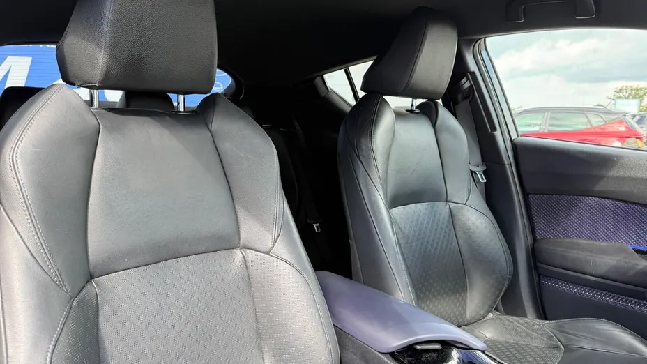 TOYOTA C-HR C-HR 1.2 T Prestige CVT