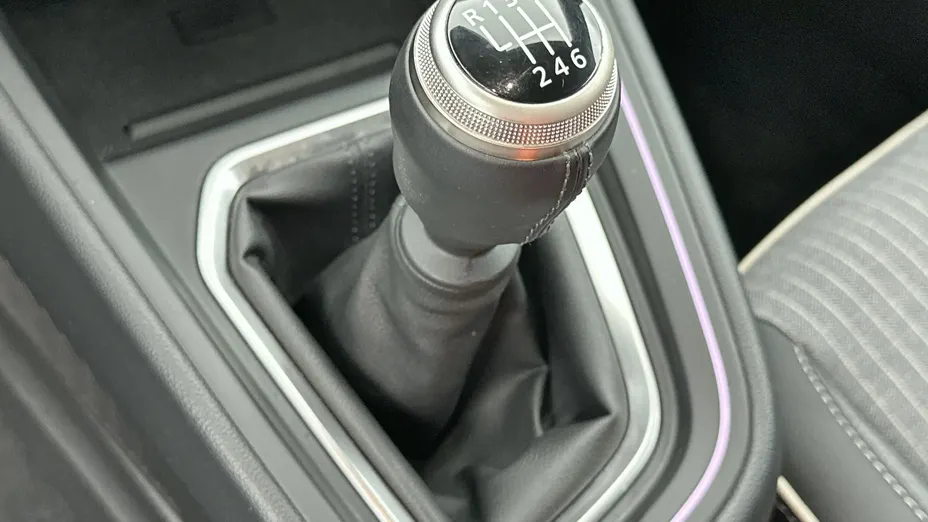 RENAULT Clio -